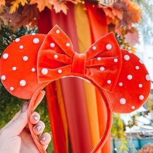 Velvet Pearl Disney Mickey Mouse Ears!